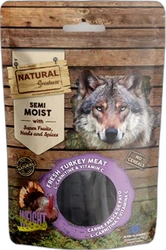 Verpakking van Natural Greatness Semi-Moist hondensnacks met wolfafbeelding en venster met sticks